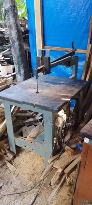හැඩ කපන මැෂිම