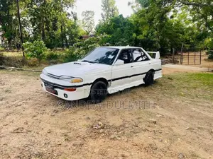 Nissan Sunny 1998