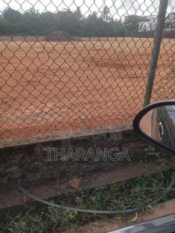 Land for Sale in Athidiya