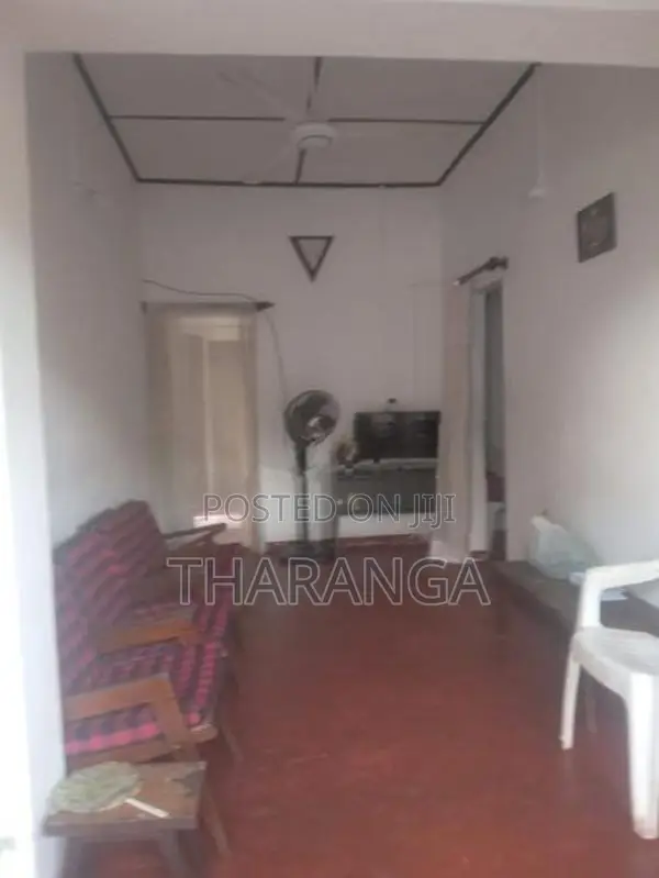 House for Sale in Athidiya