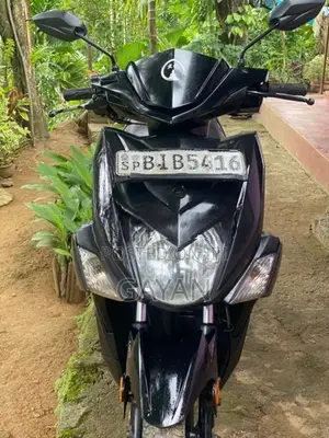 Yamaha RayZR 2019