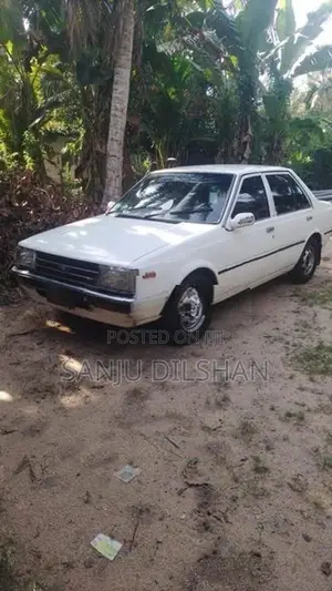 Nissan Sunny B11 1984