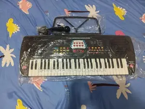Electric Keyboard