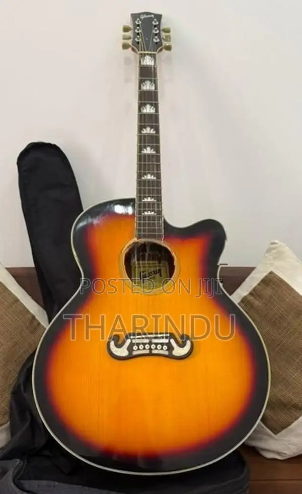 Acoustic Guitar - Gibson