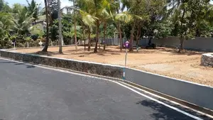 Land for Sale in Karapitiya