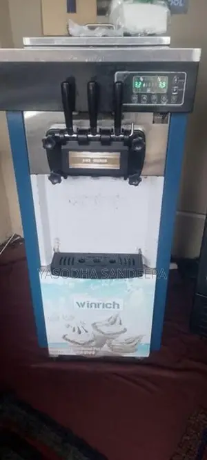 Commercial Soft Ice Cream Machine