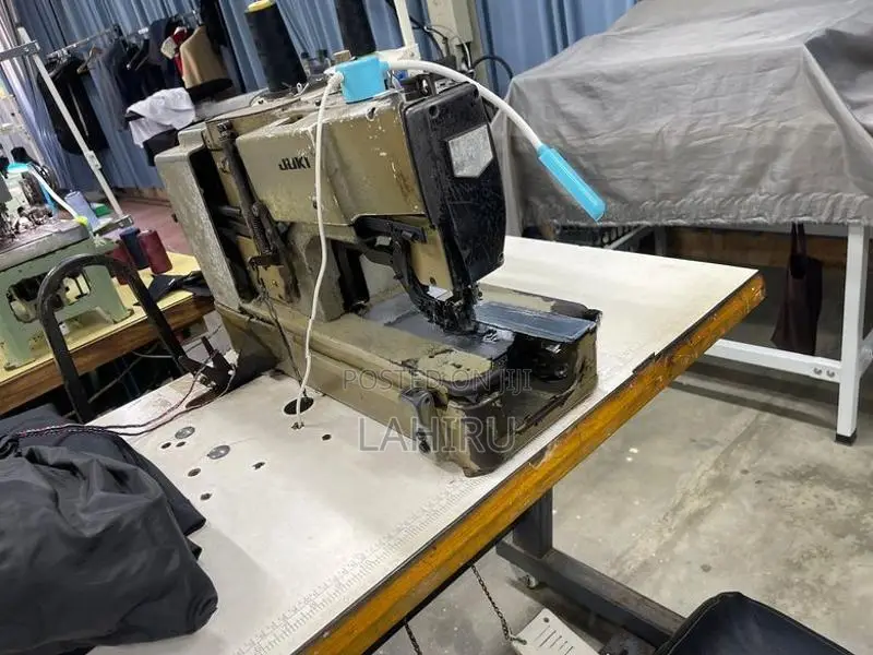 Juki Button 780 Machine