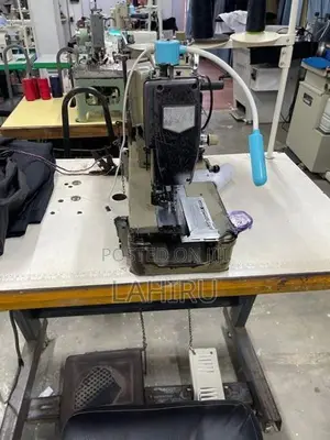 Juki Button 780 Machine