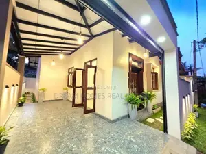 Brand New 3 Bedroom House for Sale – Diyagama