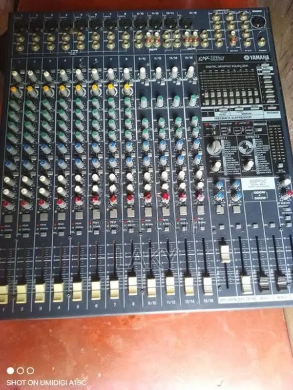 Yamaha EMX 5016cf පවඩ් මික්සර් 1000 rms වෝට්