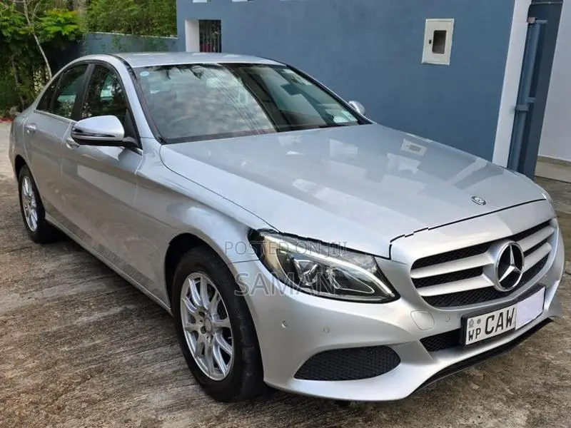 Mercedes Benz C200 2016