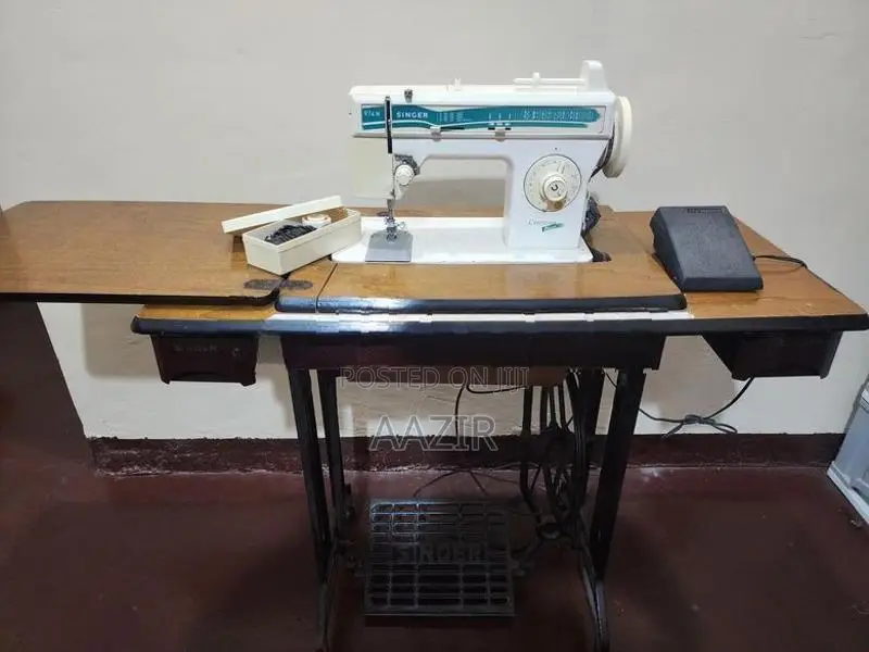 Singer Contessa 974N