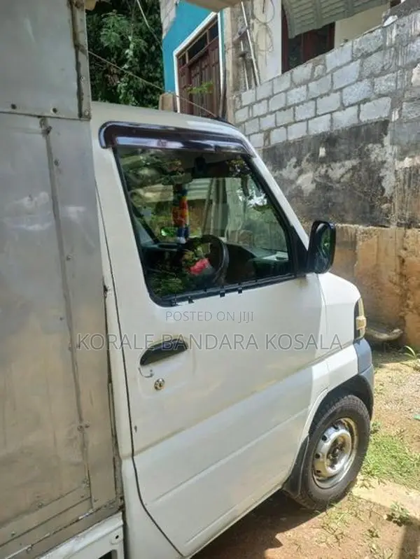 Mitsubishi OD-U61T 2006
