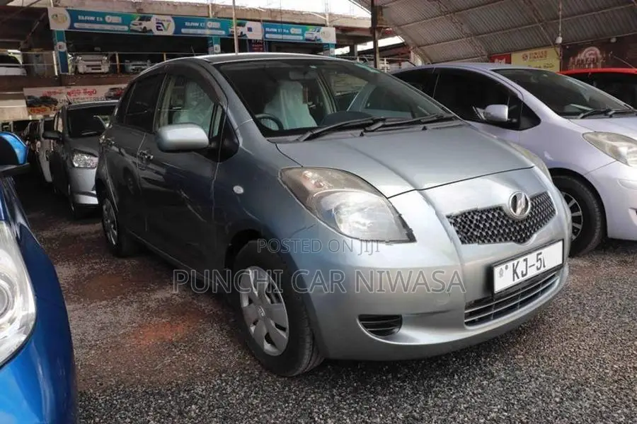Toyota Vitz 2007
