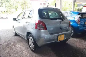 Toyota Vitz 2007