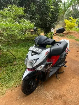 Yamaha RayZR 2017