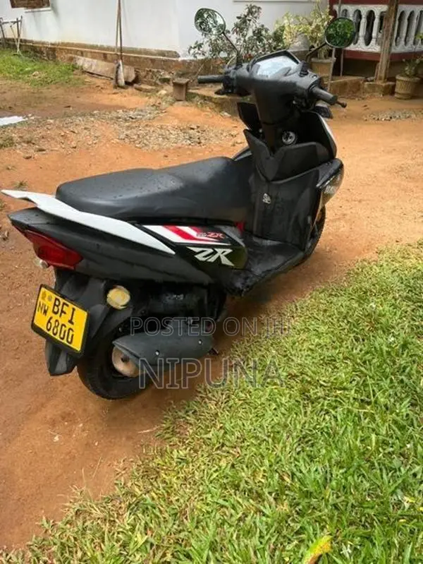 Yamaha RayZR 2017