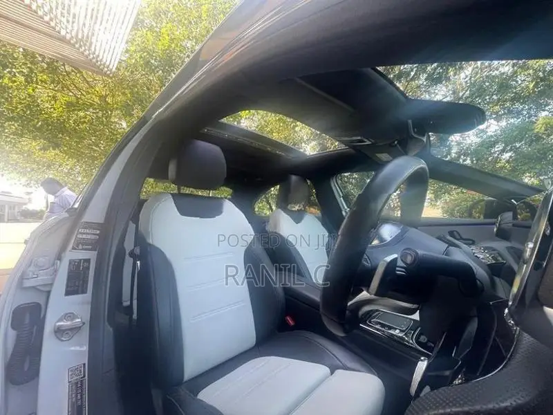 Mercedes Benz A180 AMG Line 2019