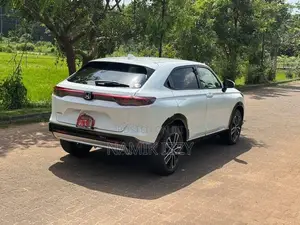 Honda Vezel Z Premium 2025