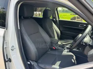 Honda Vezel Z Premium 2025