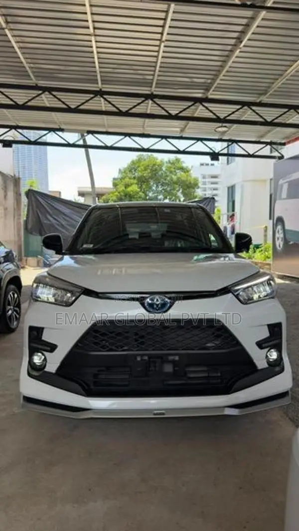 Toyota Raize 1 2L HYBRID 2025