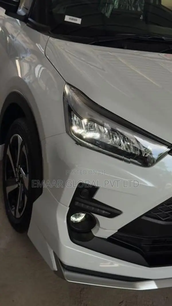 Toyota Raize 1 2L HYBRID 2025