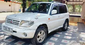 Mitsubishi Pajero 1999