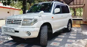 Mitsubishi Pajero 1999