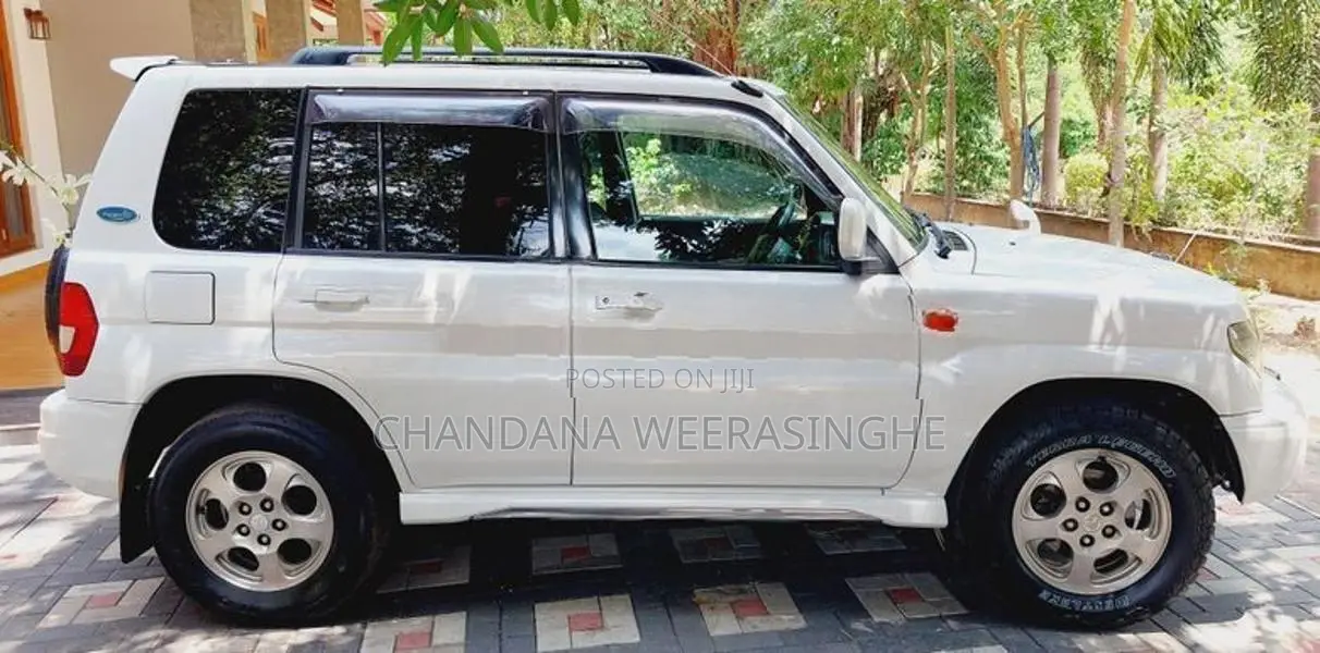 Mitsubishi Pajero 1999