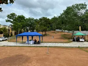 අධිවේගී මාර්ගයට 500m දුරින් අතුරුගුරියෙන් නේවාසික බිම්කොටස්