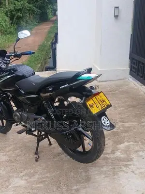 Bajaj Pulsar 150 2017