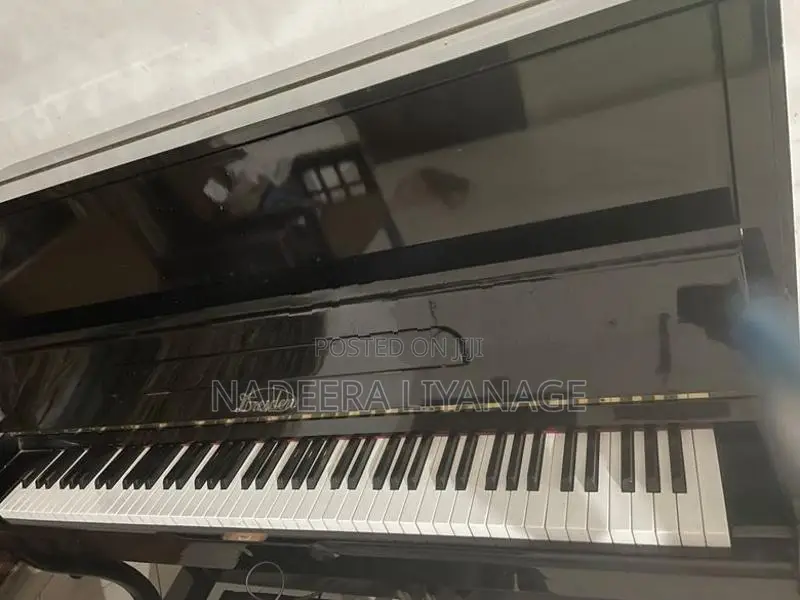 Piano Dresden used