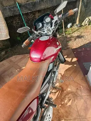 Bajaj Pulsar 180 2006