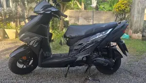 Yamaha RayZR 2020