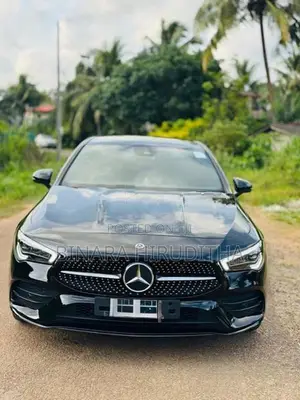 Mercedes Benz CLA 250 Premium Plus 2023