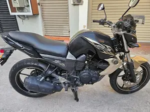 Yamaha FZS V1 2012