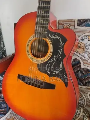 Box Guitar