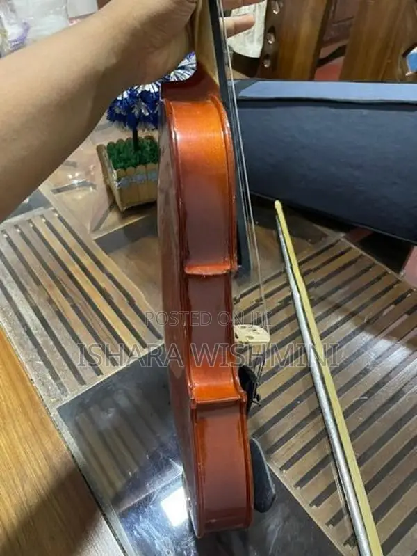 Lark Violin
