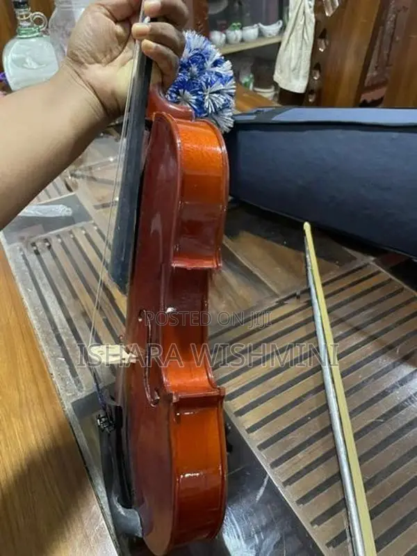 Lark Violin