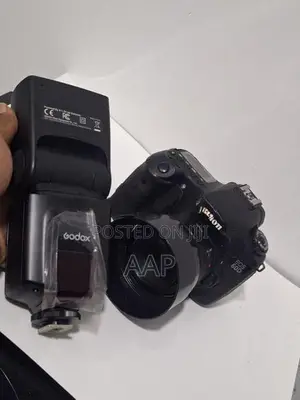 60D Camera With Flasher t520ii