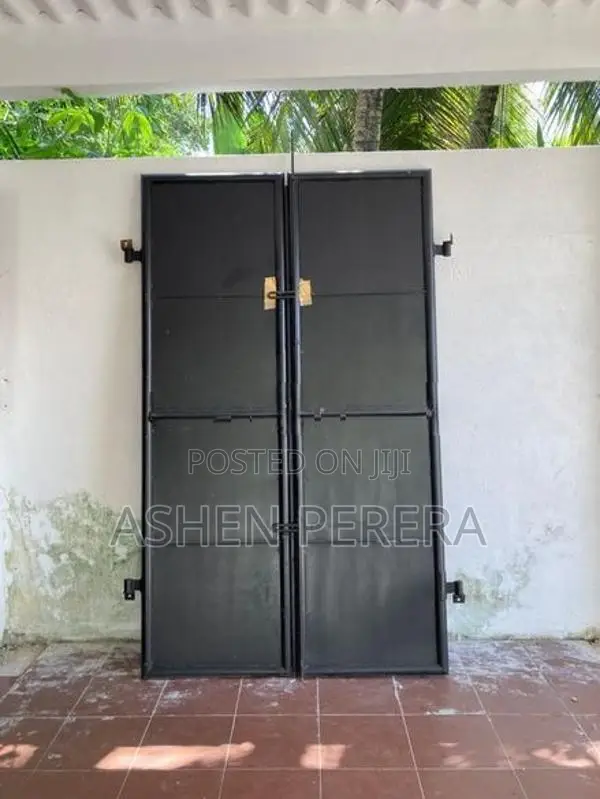 Heavy Duty Iron Wicket Gate