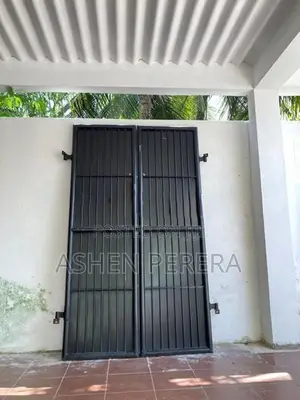 Heavy Duty Iron Wicket Gate
