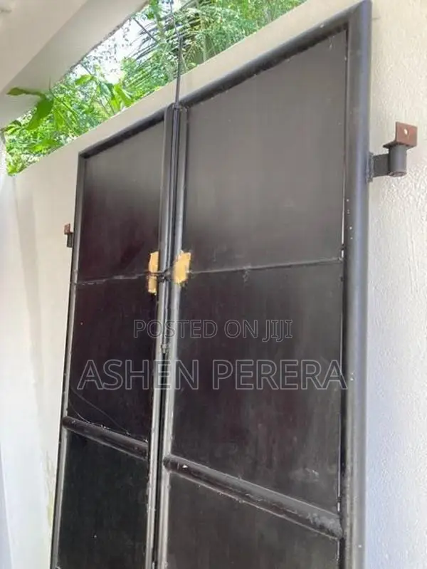 Heavy Duty Iron Wicket Gate