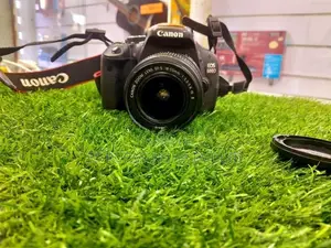 Canon 600D DSLR Camera