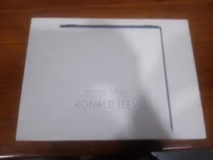Apple MacBook Air 13-inch M3