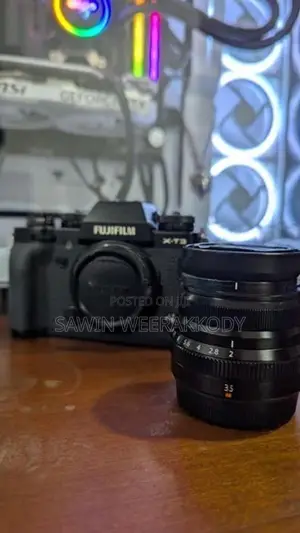 Fujifilm XT3 with 2 lenses