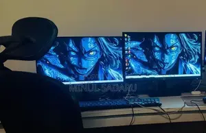Hp pro mini 400 G 9 with 2 monitors