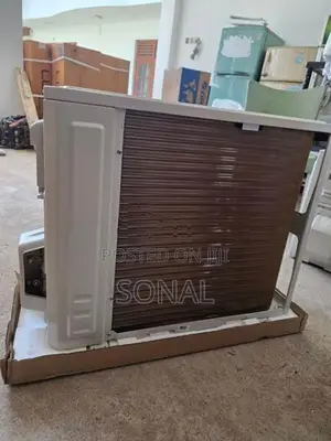 GREE 9000BTU Non Inverter Air Conditioner Cosmo Series