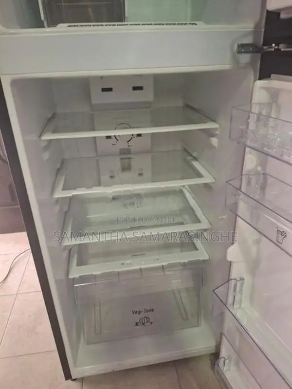 Sisil Refrigerator