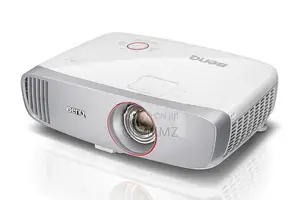 Full HD Film Projector